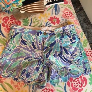 Lilly Pulitzer buttercup short
